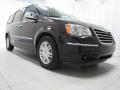 2010 Chrysler Town & Country Limited