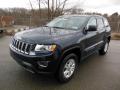 Front 3/4 View of 2014 Jeep Grand Cherokee Laredo 4x4 #2
