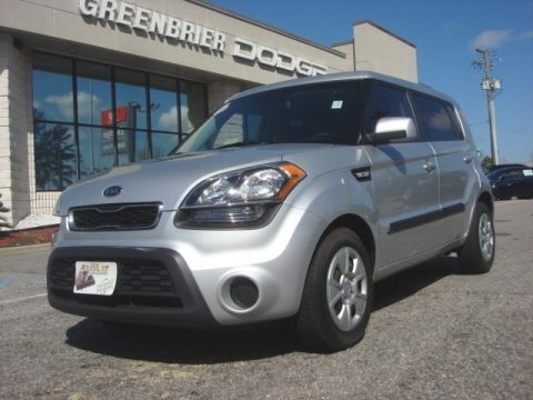 Bright Silver Kia Soul 1.6.  Click to enlarge.