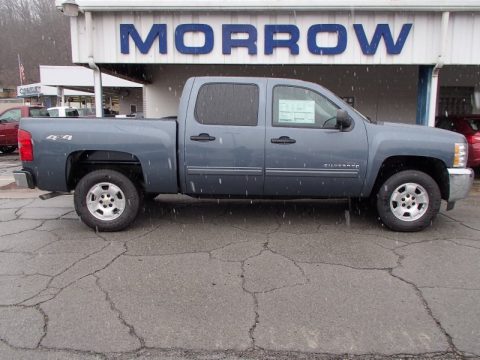 Blue Granite Metallic Chevrolet Silverado 1500 LT Crew Cab 4x4.  Click to enlarge.