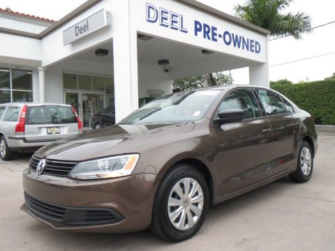 Toffee Brown Metallic Volkswagen Jetta S Sedan.  Click to enlarge.