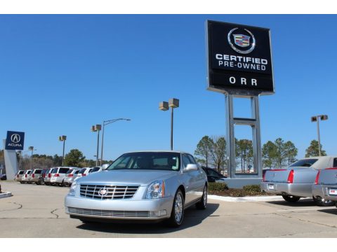 Radiant Silver Cadillac DTS .  Click to enlarge.