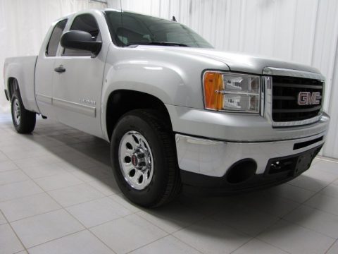 Pure Silver Metallic GMC Sierra 1500 SL Extended Cab 4x4.  Click to enlarge.