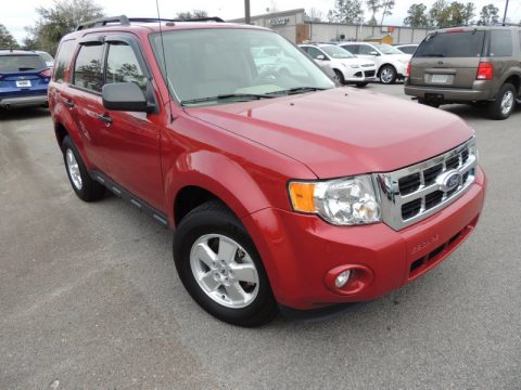 Sangria Red Metallic Ford Escape XLT.  Click to enlarge.