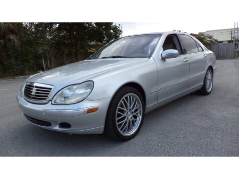Brilliant Silver Metallic Mercedes-Benz S 600 Sedan.  Click to enlarge.
