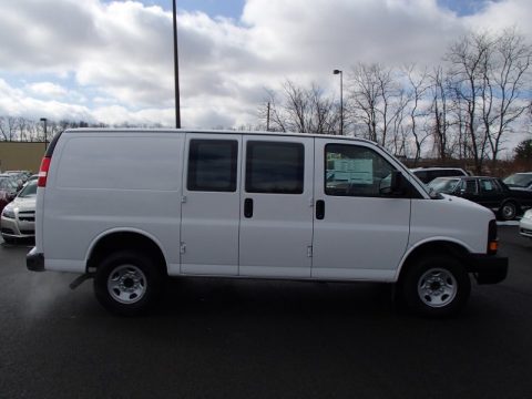 Summit White Chevrolet Express 2500 Cargo Van.  Click to enlarge.