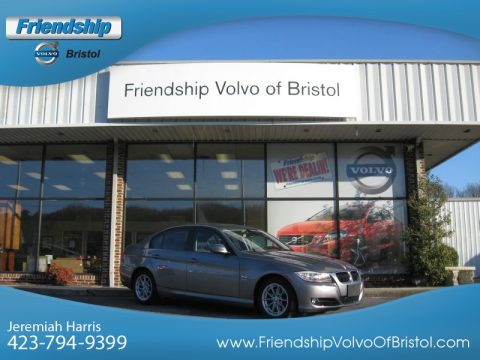 Space Gray Metallic BMW 3 Series 328i xDrive Sedan.  Click to enlarge.