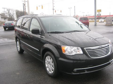 Brilliant Black Crystal Pearl Chrysler Town & Country Touring.  Click to enlarge.