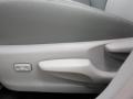 2013 Prius v Five Hybrid #9