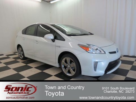 Blizzard White Pearl Toyota Prius Persona Series Hybrid.  Click to enlarge.