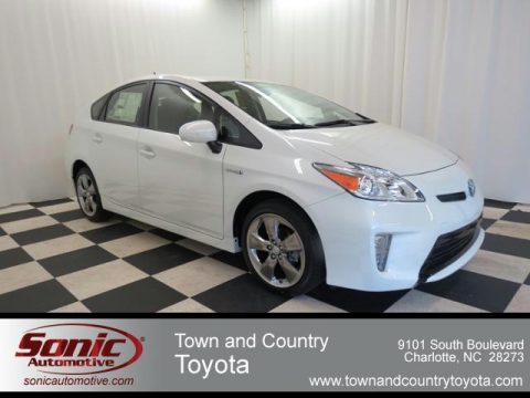 Blizzard White Pearl Toyota Prius Persona Series Hybrid.  Click to enlarge.