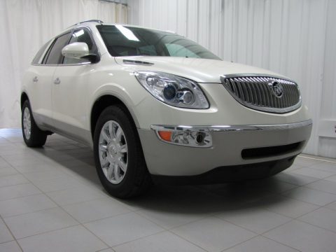 White Diamond Tricoat Buick Enclave CXL AWD.  Click to enlarge.