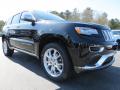 Front 3/4 View of 2014 Jeep Grand Cherokee Summit #4