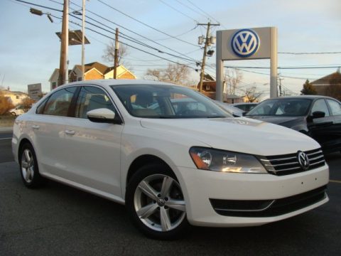 Candy White Volkswagen Passat 2.5L SE.  Click to enlarge.