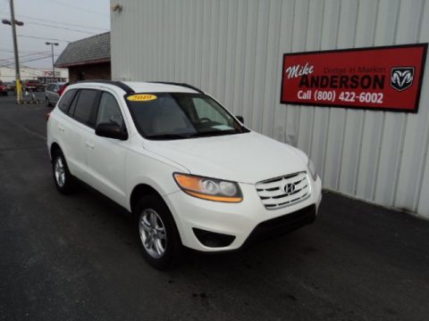 Pearl White Hyundai Santa Fe GLS 4WD.  Click to enlarge.