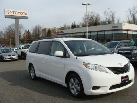Super White Toyota Sienna LE. Click to enlarge. Super White Toyota Sienna LE. Click to enlarge.