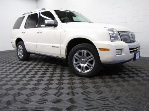 White Chocolate Tri Coat Mercury Mountaineer Premier AWD.  Click to enlarge.