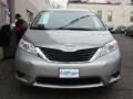 2011 Sienna LE #2