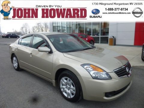 Sonoran Sand Metallic Nissan Altima 2.5 S.  Click to enlarge.