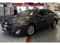 2013 Avalon Hybrid Limited #3