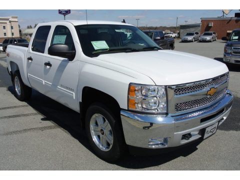 Summit White Chevrolet Silverado 1500 LT Crew Cab 4x4.  Click to enlarge.