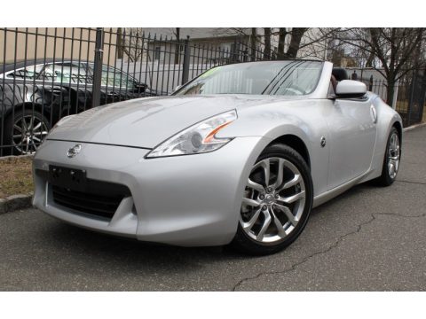 Brilliant Silver Nissan 370Z Touring Roadster.  Click to enlarge.