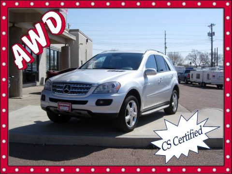 Iridium Silver Metallic Mercedes-Benz ML 350 4Matic.  Click to enlarge.