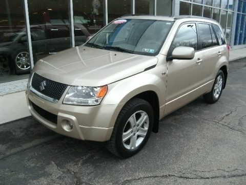 Clear Beige Metallic Suzuki Grand Vitara Luxury 4x4.  Click to enlarge.