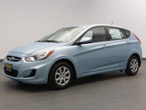 Clearwater Blue Hyundai Accent GS 5 Door.  Click to enlarge.