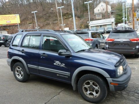 Dark Blue Metallic Chevrolet Tracker ZR2 Hardtop 4WD.  Click to enlarge.