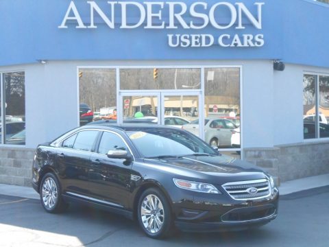 Ebony Black Ford Taurus Limited.  Click to enlarge.