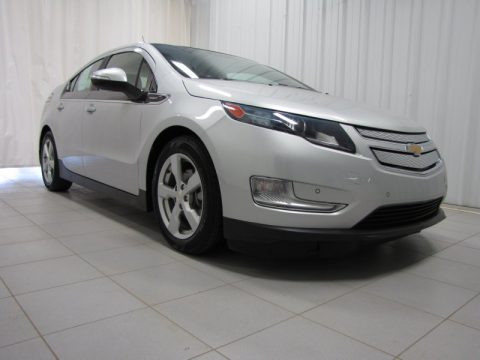 Silver Ice Metallic Chevrolet Volt Hatchback.  Click to enlarge.