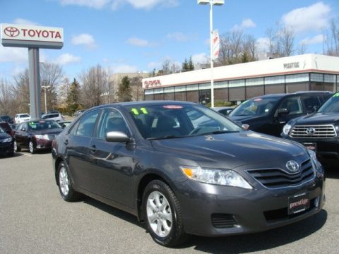 Magnetic Gray Metallic Toyota Camry LE. Click to enlarge. Magnetic Gray Metallic Toyota Camry LE. Click to enlarge.