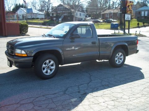 Graphite Metallic Dodge Dakota SXT Regular Cab.  Click to enlarge.