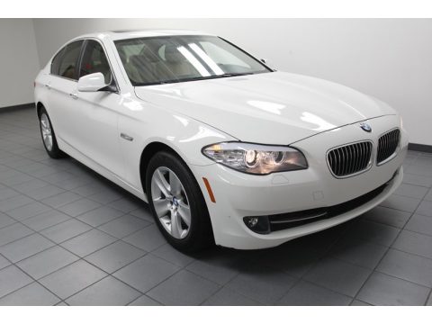 Alpine White BMW 5 Series 528i Sedan.  Click to enlarge.