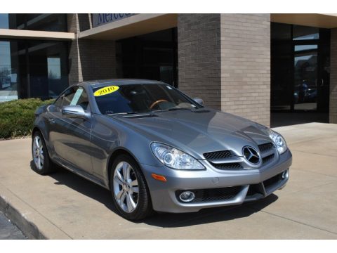 Palladium Silver Metallic Mercedes-Benz SLK 300 Roadster.  Click to enlarge.