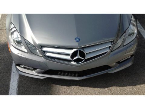 Black Mercedes-Benz E 350 Coupe.  Click to enlarge.