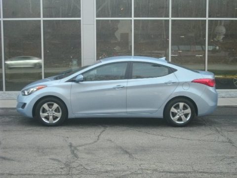 Blue Sky Metallic Hyundai Elantra GLS.  Click to enlarge.