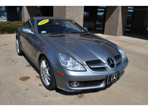 Palladium Silver Metallic Mercedes-Benz SLK 300 Roadster.  Click to enlarge.