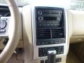 Controls of 2009 Mercury Mountaineer Premier AWD #23