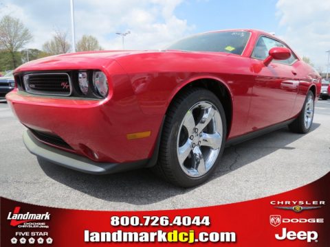Redline 3-Coat Pearl Dodge Challenger R/T.  Click to enlarge.