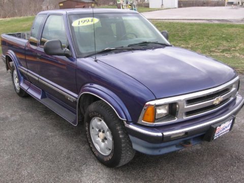 Radar Blue Metallic Chevrolet S10 LS Extended Cab 4x4. Click to enlarge. Radar Blue Metallic Chevrolet S10 LS Extended Cab 4x4. Click to enlarge.