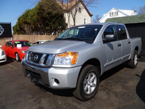 Brilliant Silver Nissan Titan SV Crew Cab 4x4.  Click to enlarge.