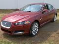 Front 3/4 View of 2013 Jaguar XF 3.0 AWD #1