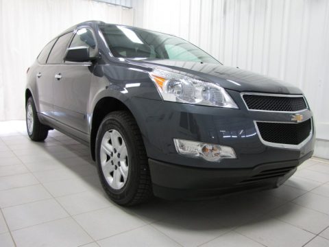 Cyber Gray Metallic Chevrolet Traverse LS.  Click to enlarge.