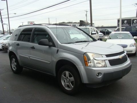 Galaxy Silver Metallic Chevrolet Equinox LS.  Click to enlarge.