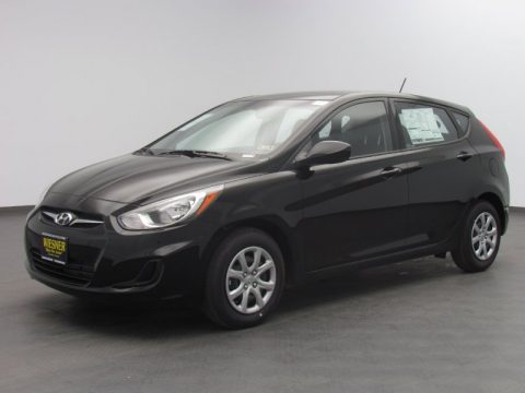 Ultra Black Hyundai Accent GS 5 Door.  Click to enlarge.