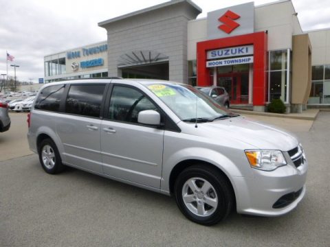 Bright Silver Metallic Dodge Grand Caravan SXT.  Click to enlarge.