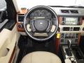 Dashboard of 2007 Land Rover Range Rover HSE #13