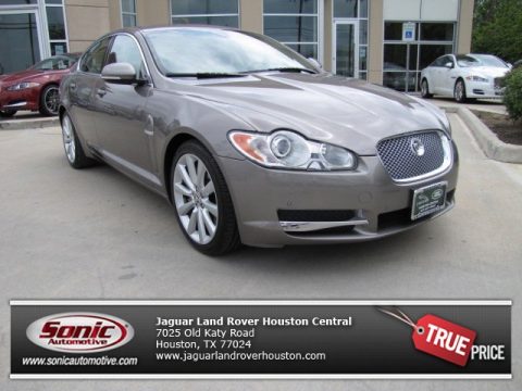 Lunar Grey Metallic Jaguar XF Premium Sport Sedan.  Click to enlarge.